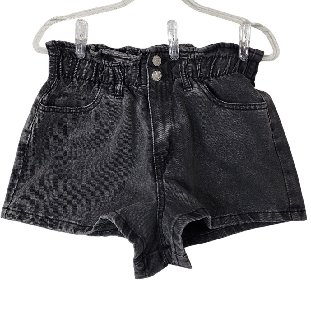 Forever 21 Black Denim Paperbag Waist Shorts Size‎ W26